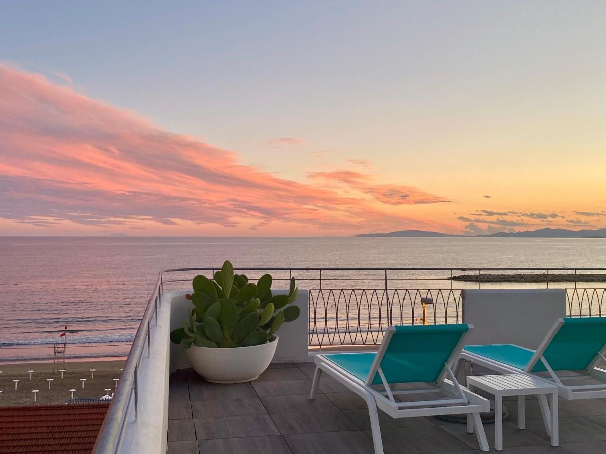 Apartmán Via Firenze 11 Follonica Exteriér fotografie